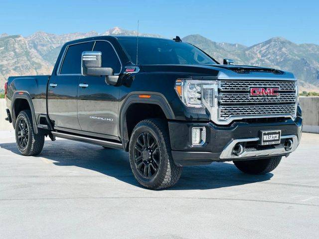 2022 GMC Sierra 2500HD Denali 4WD photo