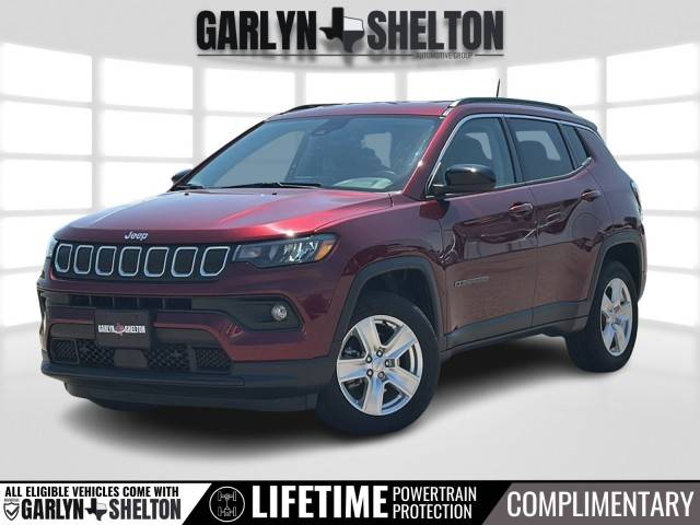 2022 Jeep Compass Latitude 4WD photo