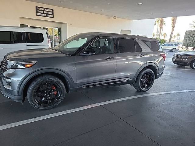 2022 Ford Explorer ST 4WD photo