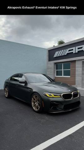 2022 BMW M5 CS AWD photo