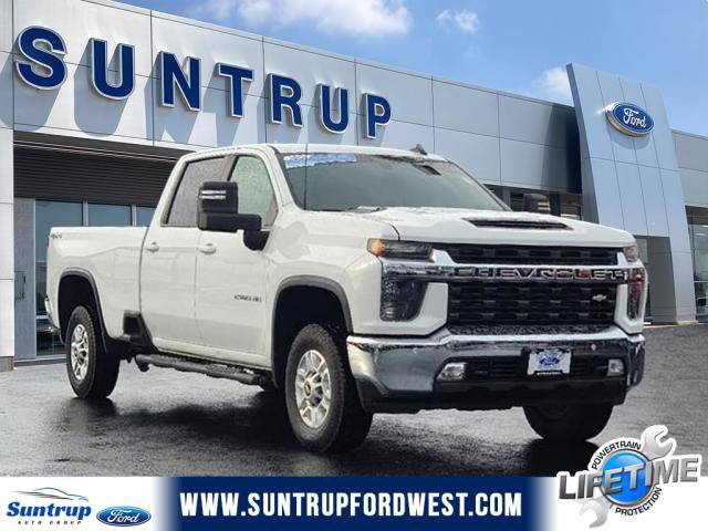 2022 Chevrolet Silverado 2500HD LT 4WD photo