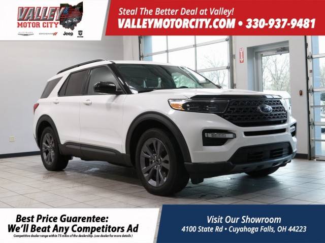 2022 Ford Explorer XLT 4WD photo