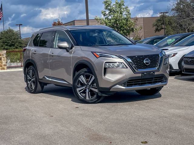 2021 Nissan Rogue Platinum FWD photo