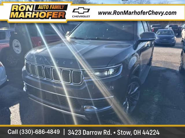 2022 Jeep Wagoneer Series II 4WD photo