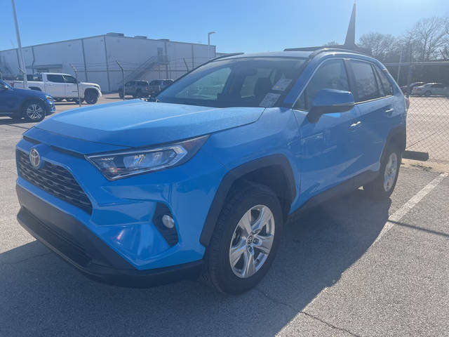 2021 Toyota RAV4 XLE AWD photo