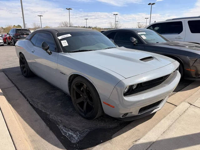 2021 Dodge Challenger R/T RWD photo