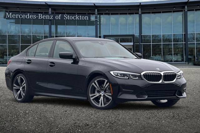 2022 BMW 3 Series 330i RWD photo