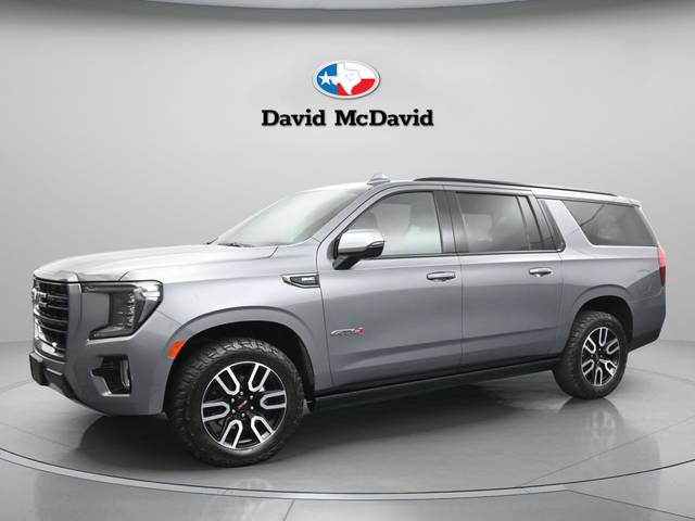 2022 GMC Yukon XL AT4 4WD photo