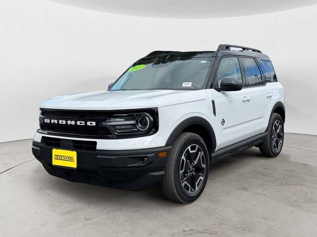 2022 Ford Bronco Sport Outer Banks 4WD photo