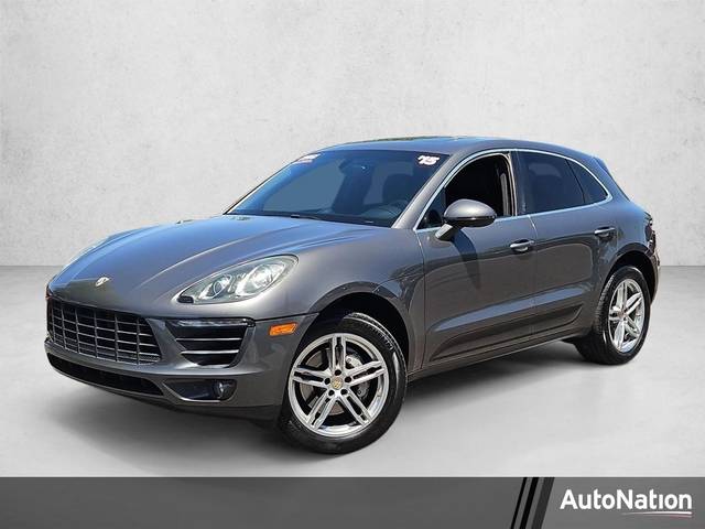 2015 Porsche Macan S AWD photo