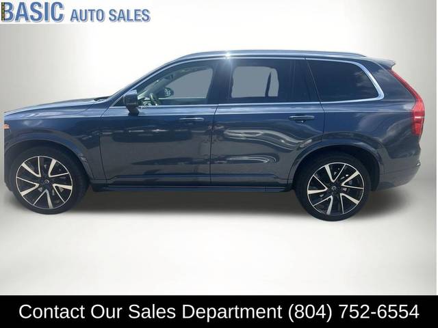 2022 Volvo XC90 Momentum AWD photo