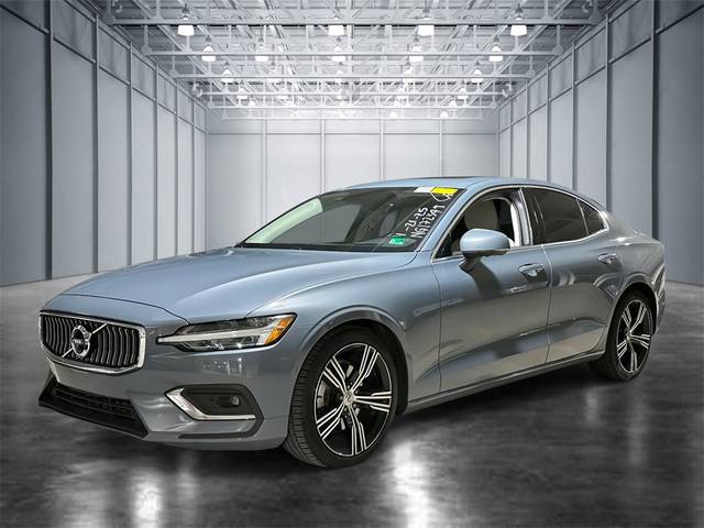 2022 Volvo S60 Inscription FWD photo