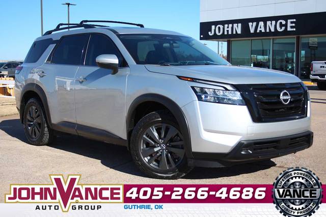 2022 Nissan Pathfinder SV FWD photo