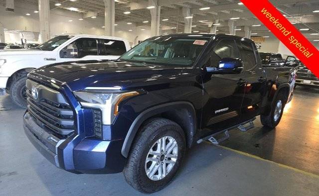 2022 Toyota Tundra SR5 4WD photo