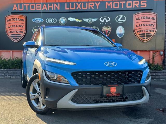 2022 Hyundai Kona SEL FWD photo