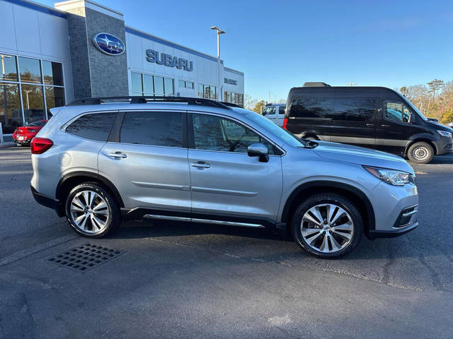 2022 Subaru Ascent Limited AWD photo