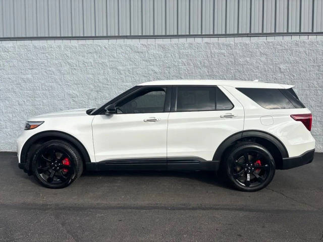 2022 Ford Explorer ST 4WD photo