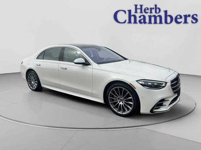 2022 Mercedes-Benz S-Class S 580 AWD photo