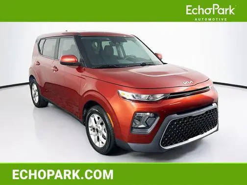 2022 Kia Soul LX FWD photo