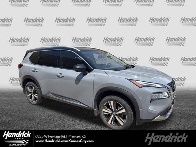 2021 Nissan Rogue Platinum FWD photo