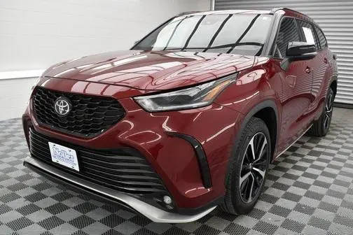 2022 Toyota Highlander XSE AWD photo