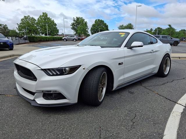 2016 Ford Mustang GT RWD photo