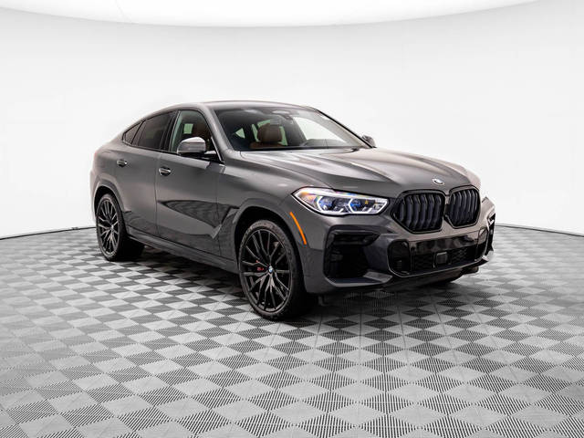 2022 BMW X6 M50i AWD photo