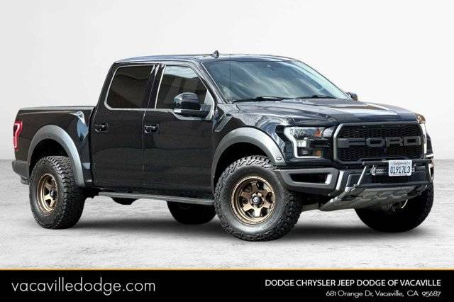 2019 Ford F-150 Raptor 4WD photo