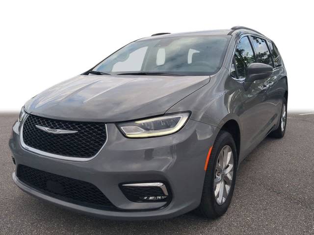 2022 Chrysler Pacifica Minivan Touring L AWD photo