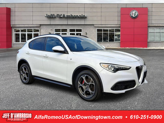 2022 Alfa Romeo Stelvio Ti AWD photo