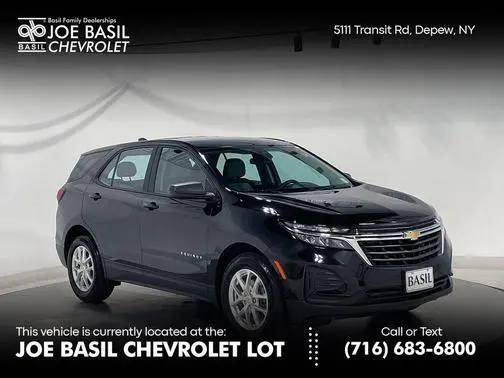 2022 Chevrolet Equinox LS FWD photo