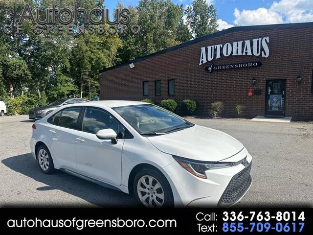 2022 Toyota Corolla LE FWD photo