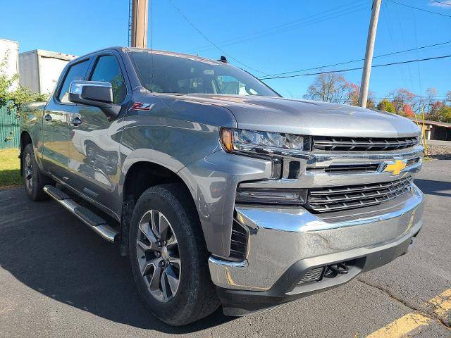 2022 Chevrolet Silverado 1500 LT 4WD photo