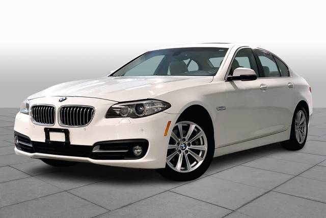 2015 BMW 5 Series 528i xDrive AWD photo