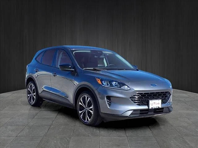 2022 Ford Escape SE FWD photo