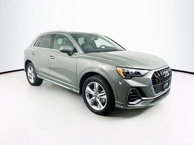 2022 Audi Q3 S line Premium AWD photo