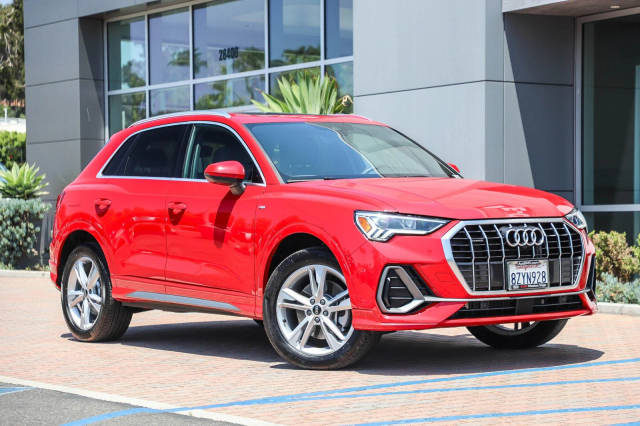 2022 Audi Q3 S line Premium Plus AWD photo