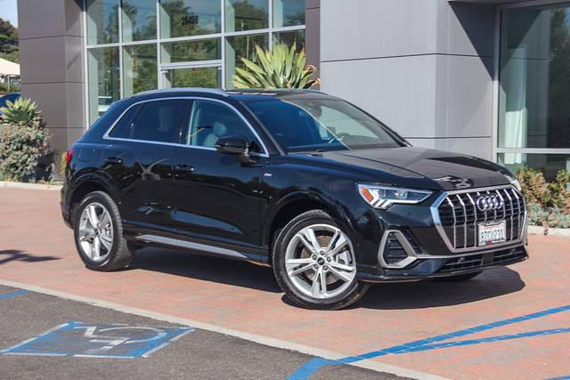 2022 Audi Q3 S line Premium Plus AWD photo