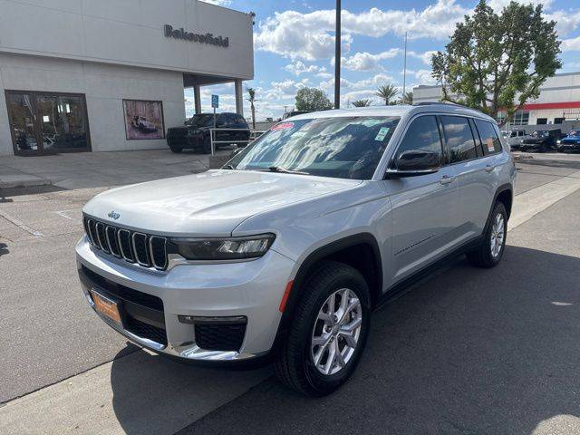 2022 Jeep Grand Cherokee L Limited 4WD photo