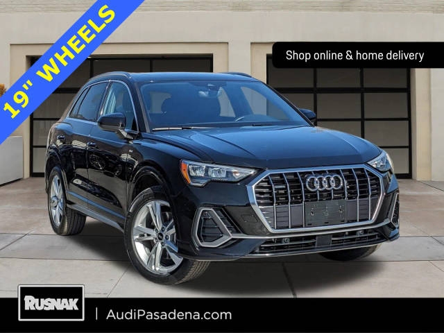 2022 Audi Q3 S line Premium AWD photo