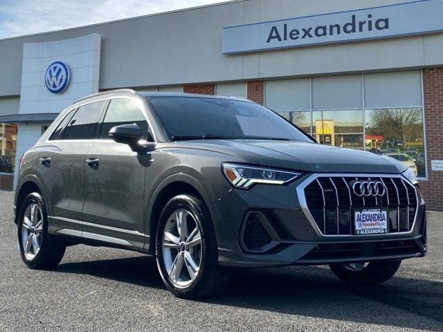 2022 Audi Q3 S line Premium Plus AWD photo