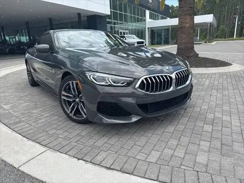 2022 BMW 8 Series 840i AWD photo