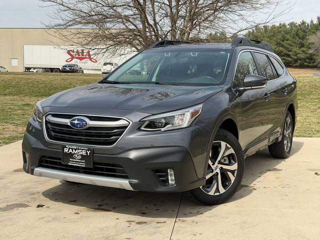 2022 Subaru Outback Limited AWD photo