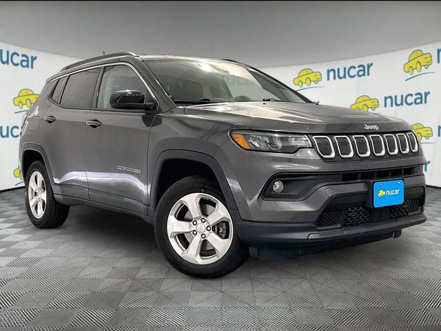 2022 Jeep Compass Latitude 4WD photo