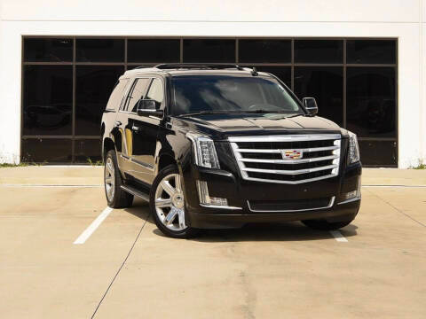 2017 Cadillac Escalade Luxury 4WD photo