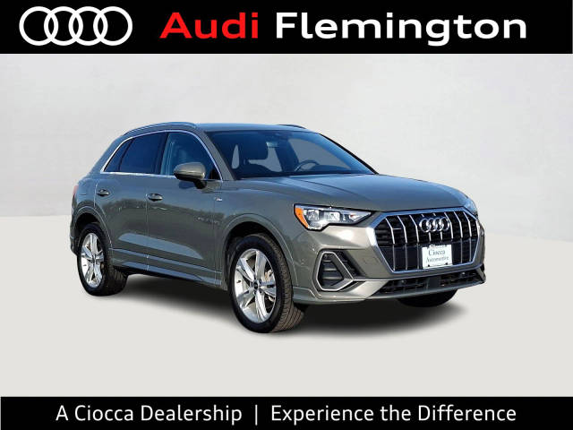 2022 Audi Q3 S line Premium AWD photo