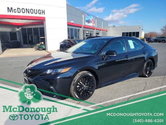 2022 Toyota Camry Hybrid Nightshade FWD photo