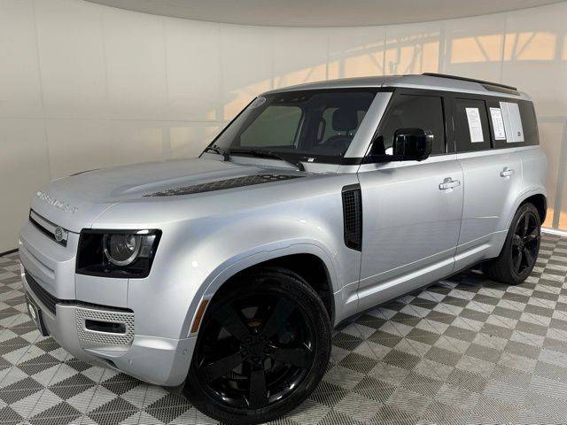 2022 Land Rover Defender 110 XS Edition 4WD photo