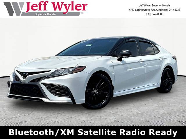 2022 Toyota Camry XSE V6 FWD photo