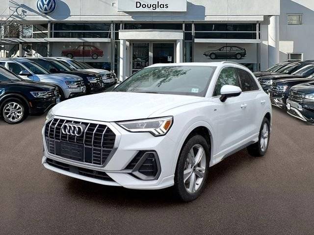 2022 Audi Q3 S line Premium Plus AWD photo